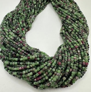 Ruby zoisite facetted cube 3mm
