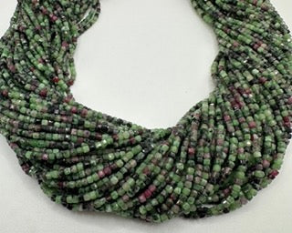 Ruby zoisite facetted cube 3mm