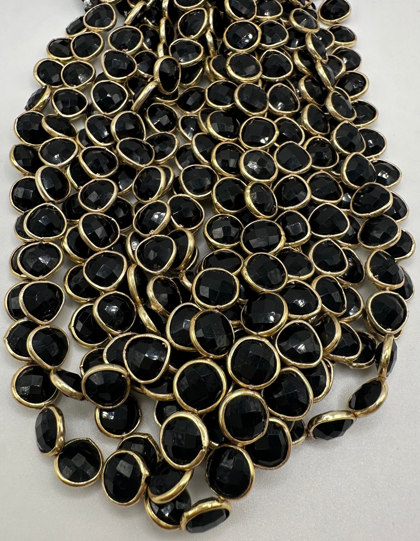 black spinel coin