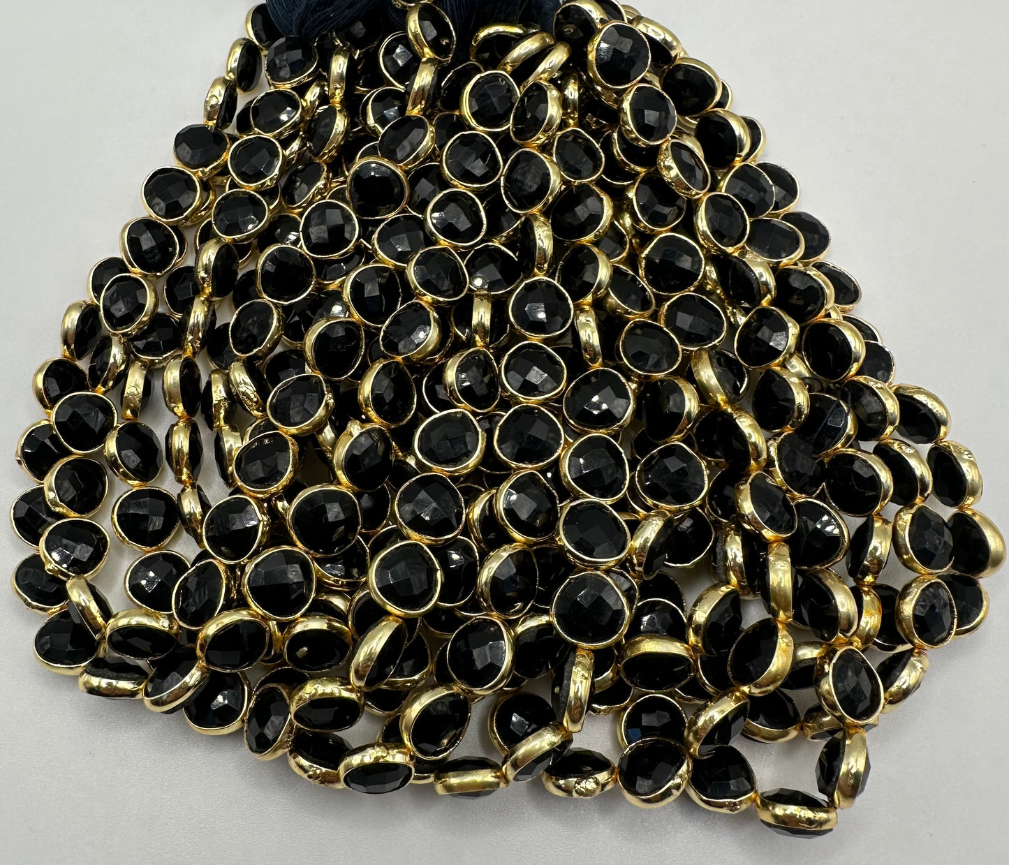 black spinel heart bezel