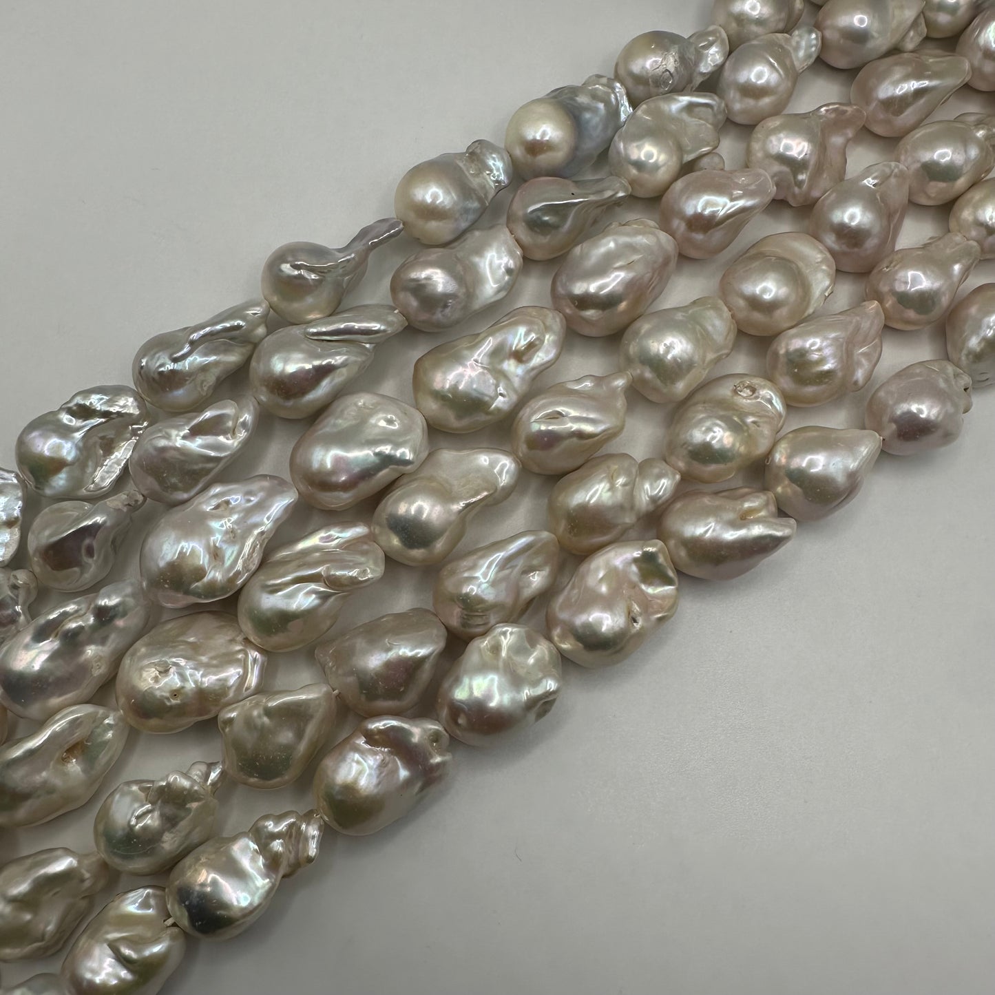 fresh water Baroque pear