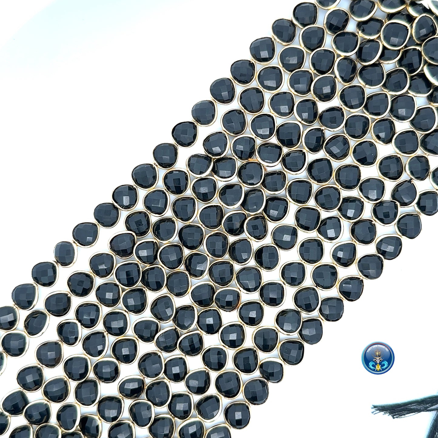 Black spinel heart