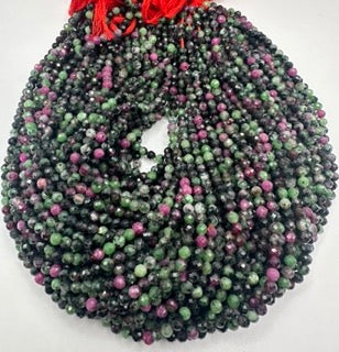 Ruby zoisite facetted round