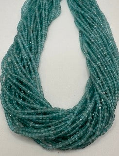 Apatite facetted cube 3mm
