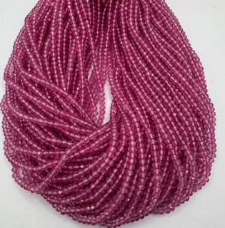 Pink topaz facetted round