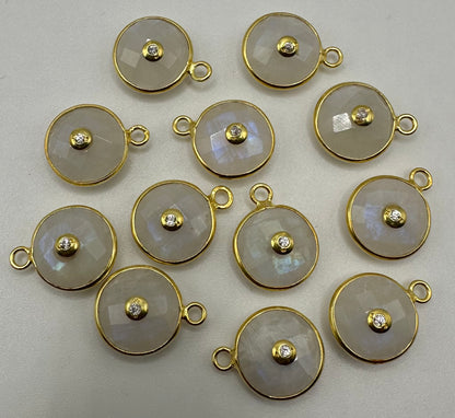 Rainbow moonstone 8mm 925 Vermeil bezel with 1.5CZ pendent